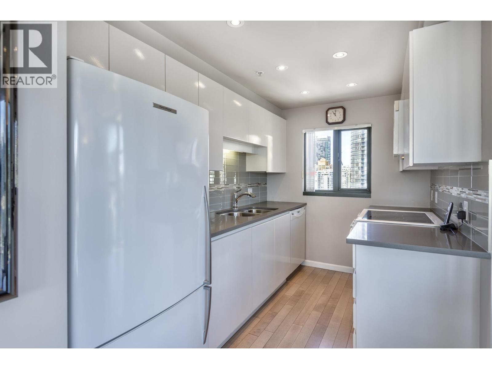 1905 1155 Homer Street, Vancouver, British Columbia  V6B 5T5 - Photo 8 - R3133347