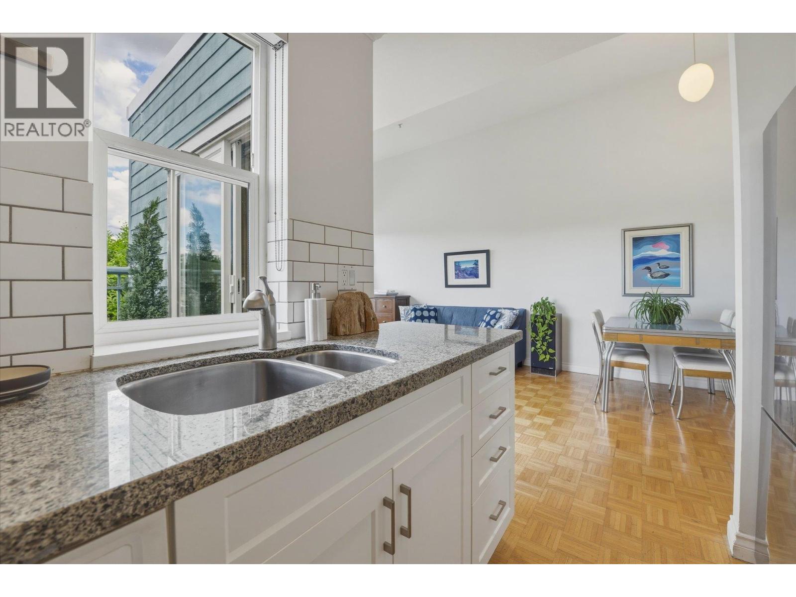 402 1617 Grant Street, Vancouver, British Columbia  V5L 2Y4 - Photo 17 - R3133353