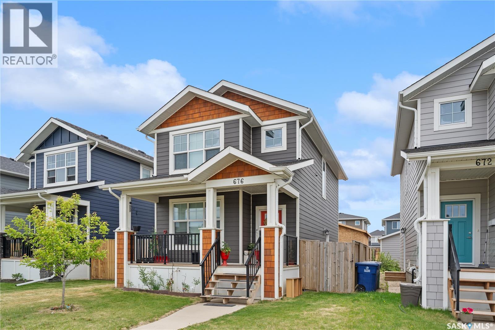 676 Meadows Boulevard, Saskatoon, Saskatchewan  S7V 0M5 - Photo 3 - SK038564
