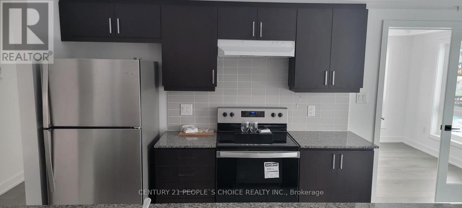 118 - 4 SPICE WAY, Barrie, Ontario