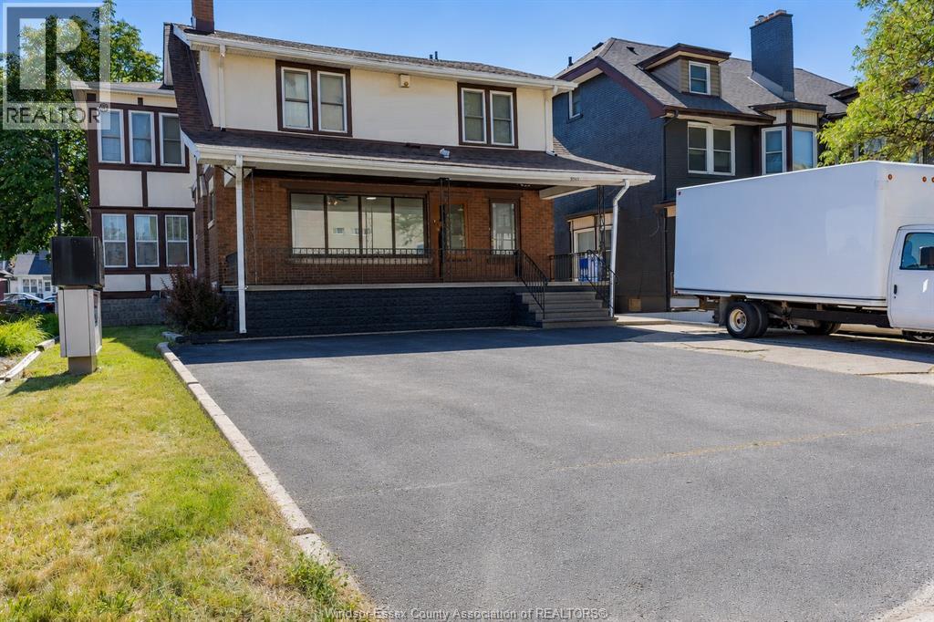 1069 Ouellette Avenue Unit# 1, Windsor, Ontario  N9A 4J8 - Photo 2 - 26013478