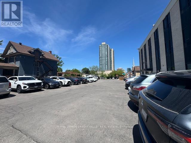 106 - 118 Queen Street W, Brampton, Ontario L6V 1B1 - Photo 5 - W13247958