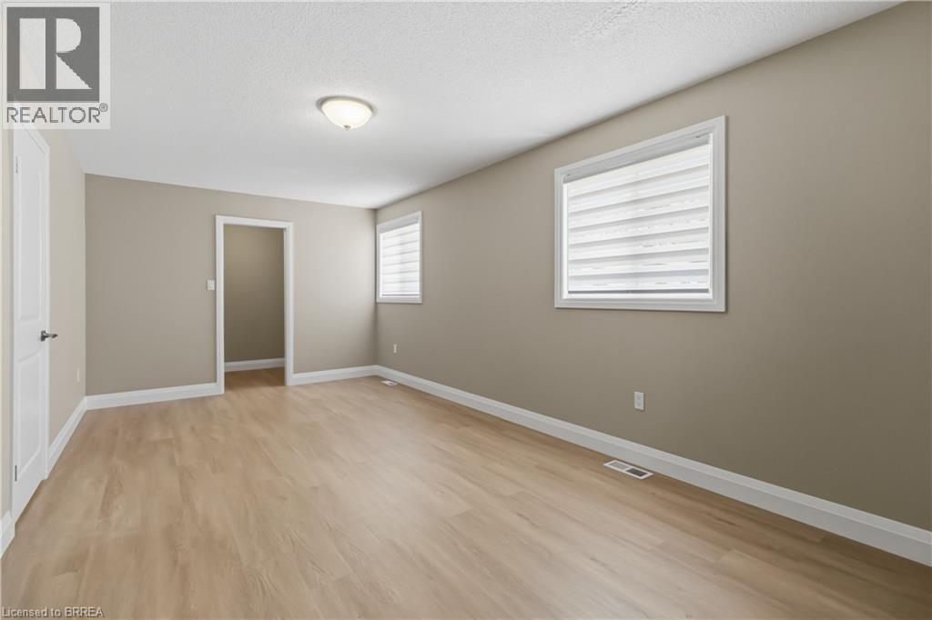9 Norwich Street, Brantford, Ontario  N3T 2B8 - Photo 13 - 40833493