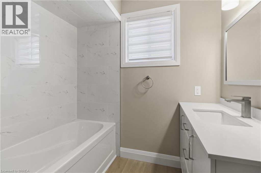 9 Norwich Street, Brantford, Ontario  N3T 2B8 - Photo 20 - 40833493