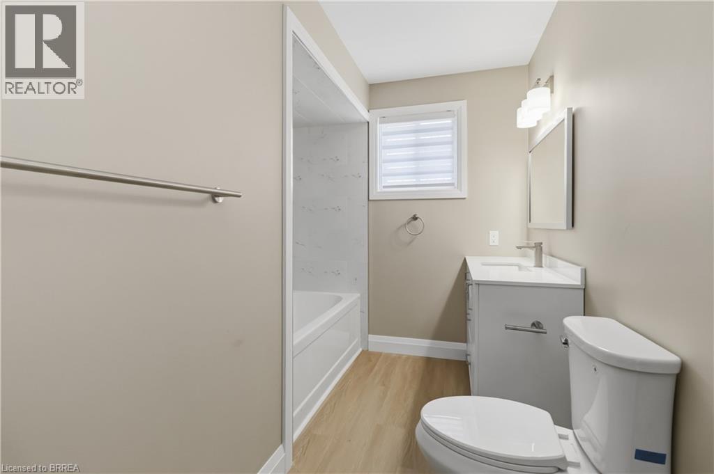 9 Norwich Street, Brantford, Ontario  N3T 2B8 - Photo 16 - 40833493