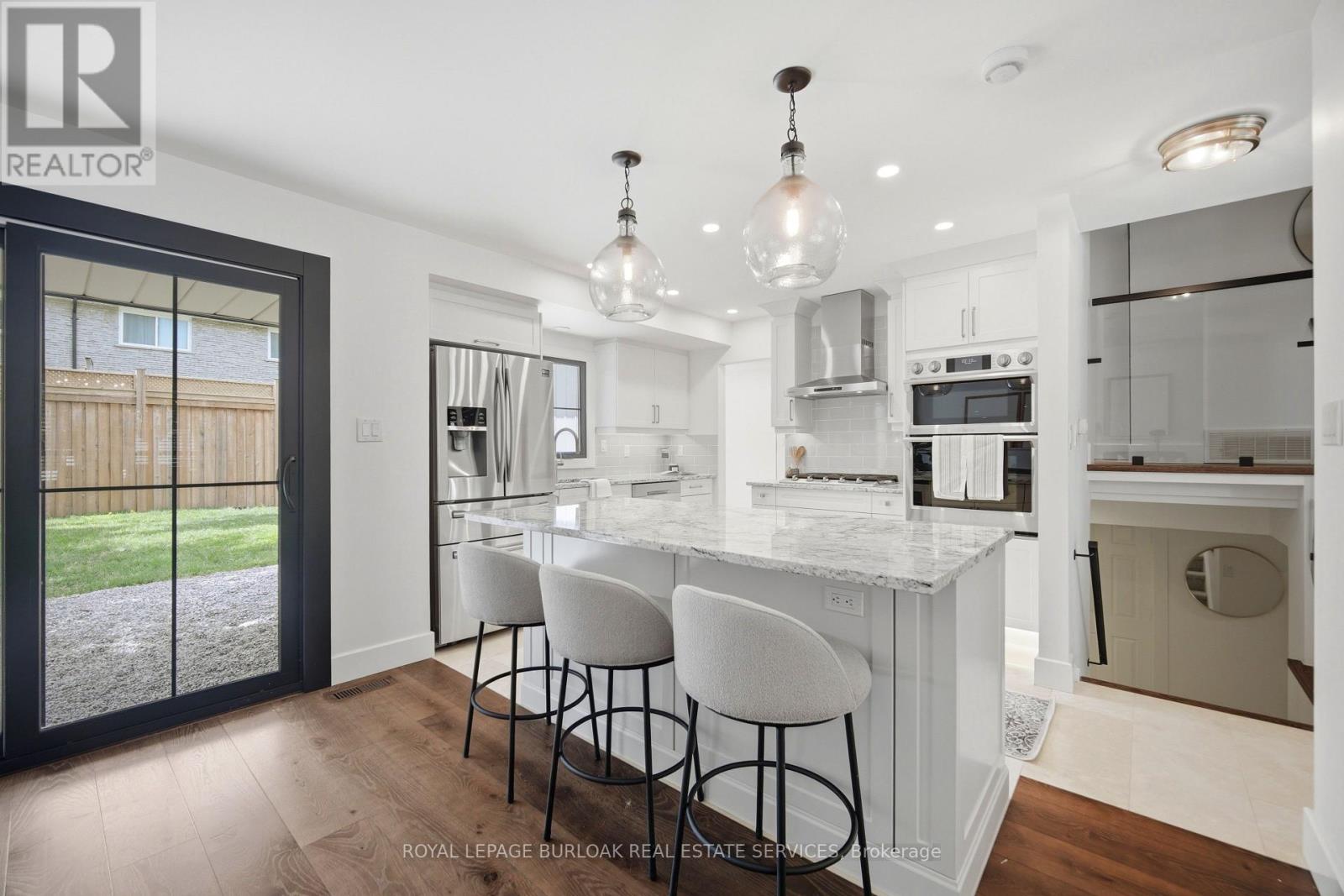 39 Culham Street, Oakville, Ontario  L6H 1G3 - Photo 14 - W13415998