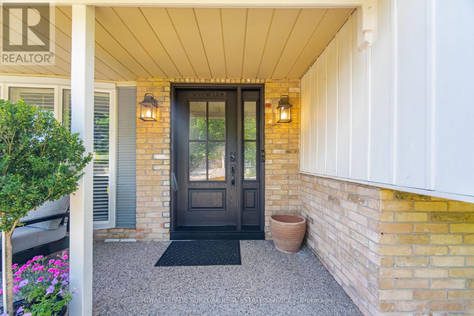 39 Culham Street, Oakville, Ontario  L6H 1G3 - Photo 5 - W13415998