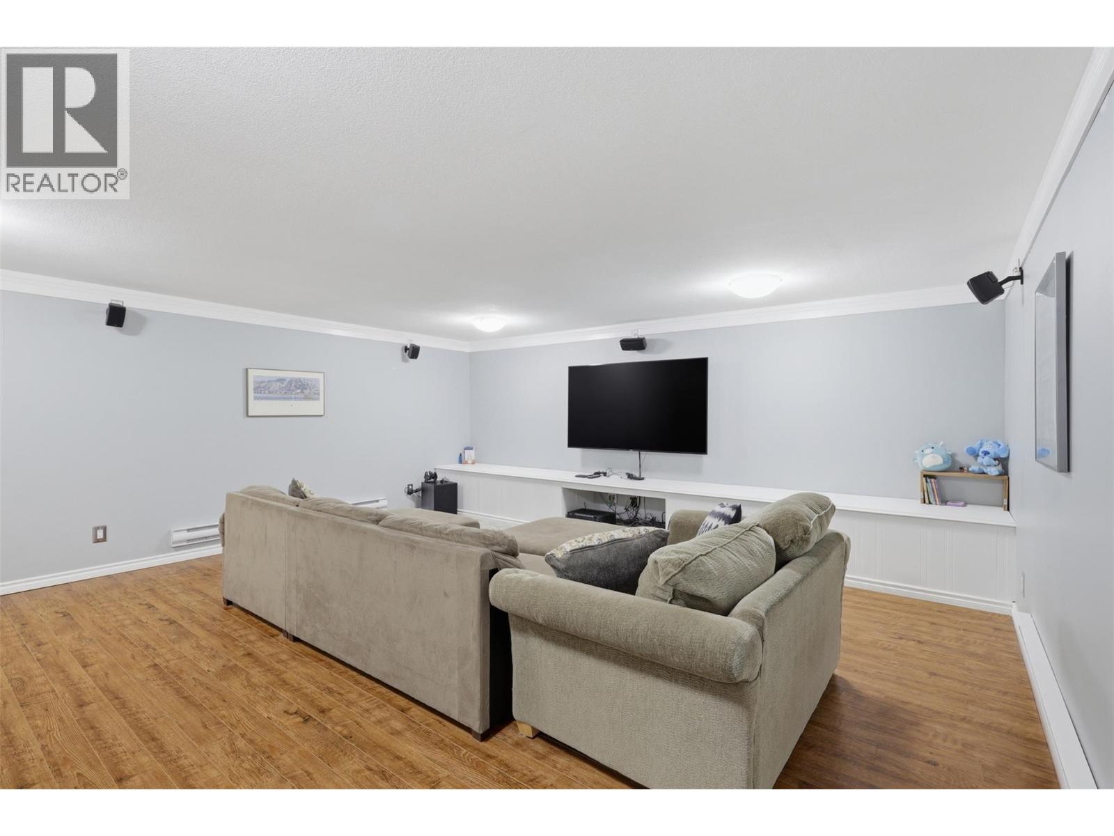 Listing image 69