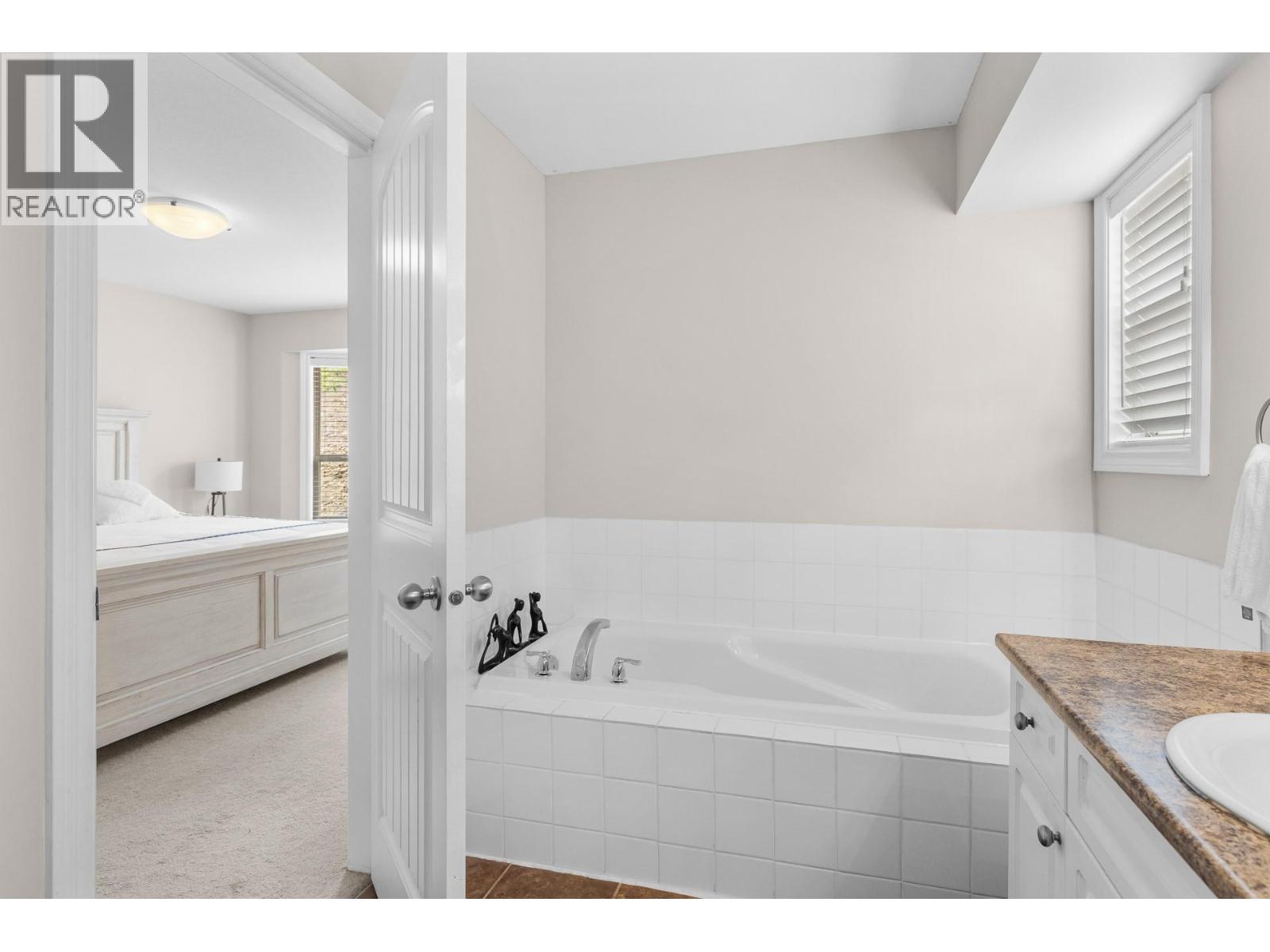 2042 Moonbeam Close West Kelowna Photo 38