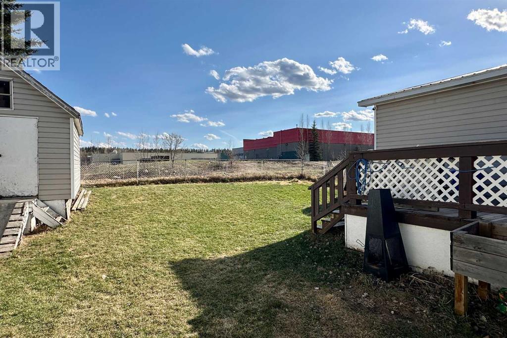 156 River Valley Estates, Whitecourt, Alberta  T7S 1K2 - Photo 3 - A2302236