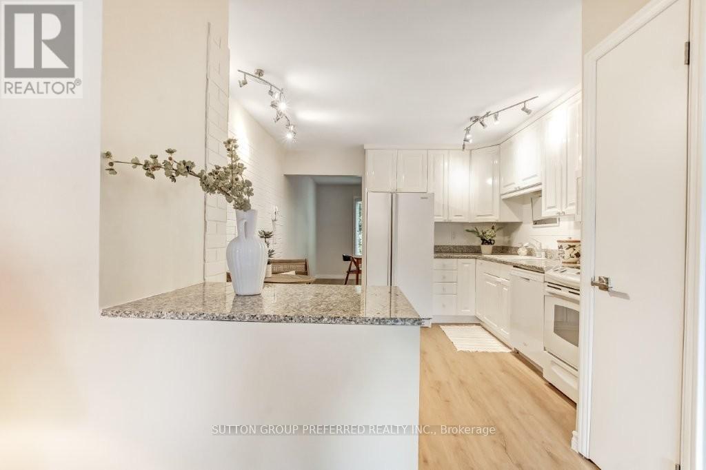 26 Berkshire Court, London South, Ontario  N6J 3N7 - Photo 11 - X13416176