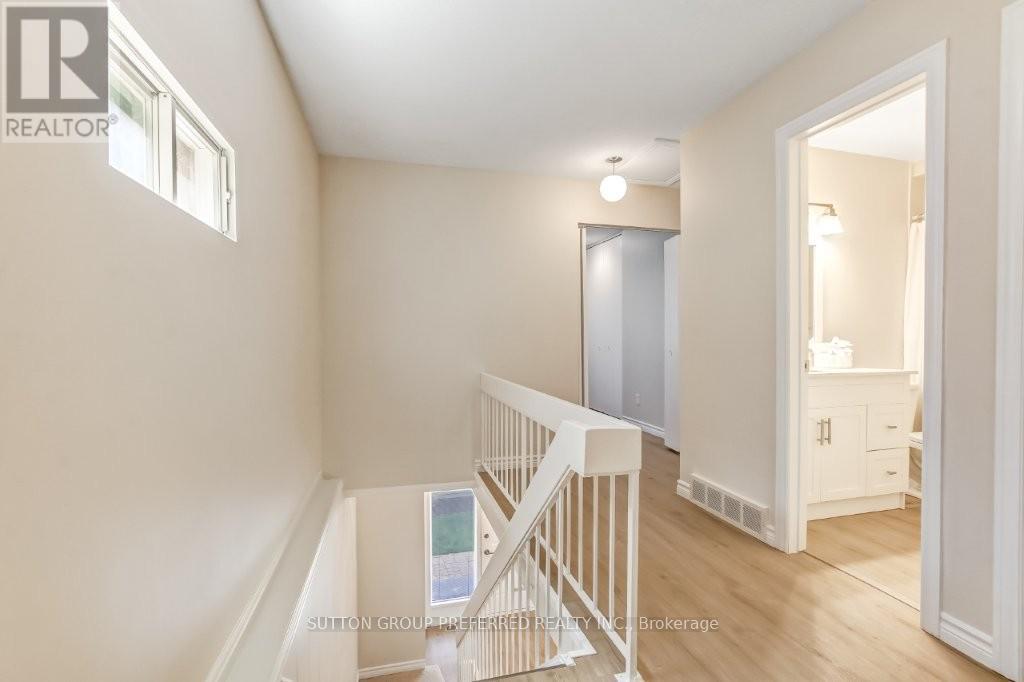 26 Berkshire Court, London South, Ontario  N6J 3N7 - Photo 16 - X13416176