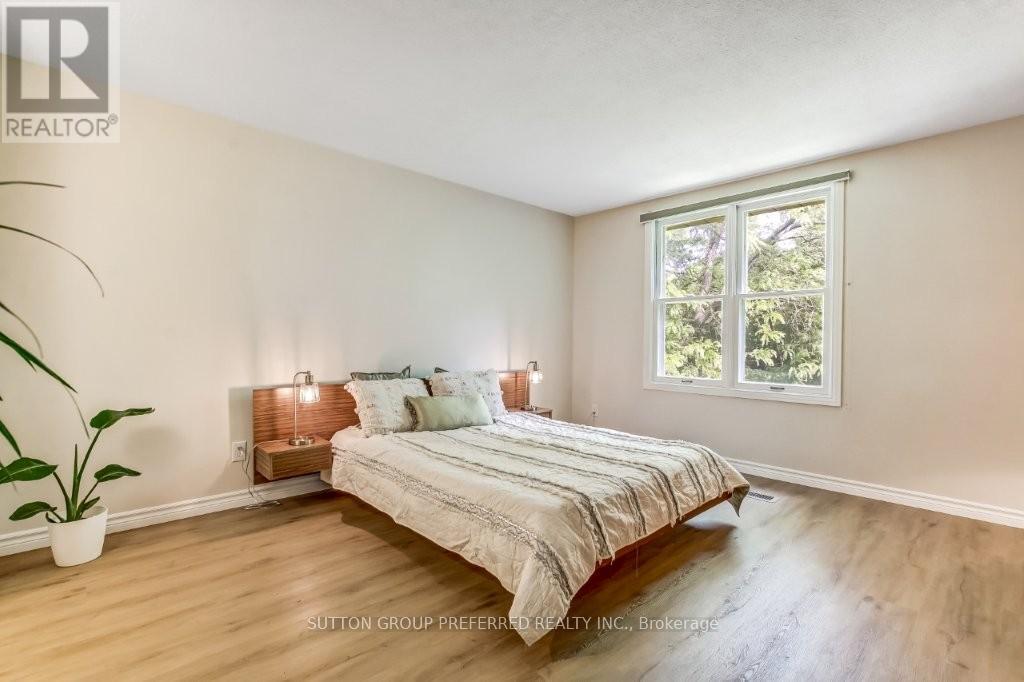 26 Berkshire Court, London South, Ontario  N6J 3N7 - Photo 17 - X13416176