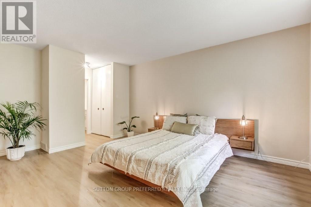26 Berkshire Court, London South, Ontario  N6J 3N7 - Photo 18 - X13416176
