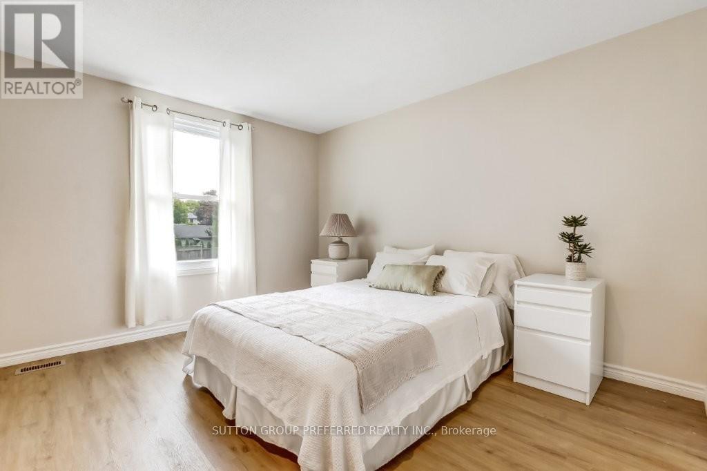 26 Berkshire Court, London South, Ontario  N6J 3N7 - Photo 22 - X13416176