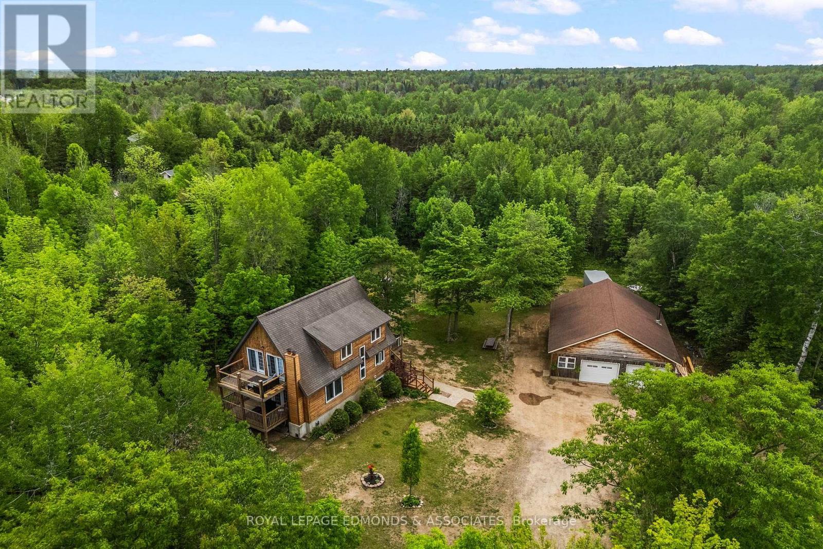 1583 ZION LINE, Whitewater Region, Ontario