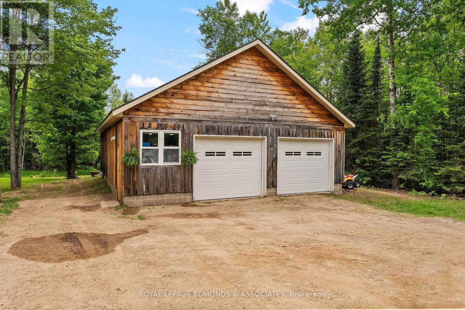 1583 Zion Line, Whitewater Region, Ontario K0J 1C0 - Photo 41 - X13416080