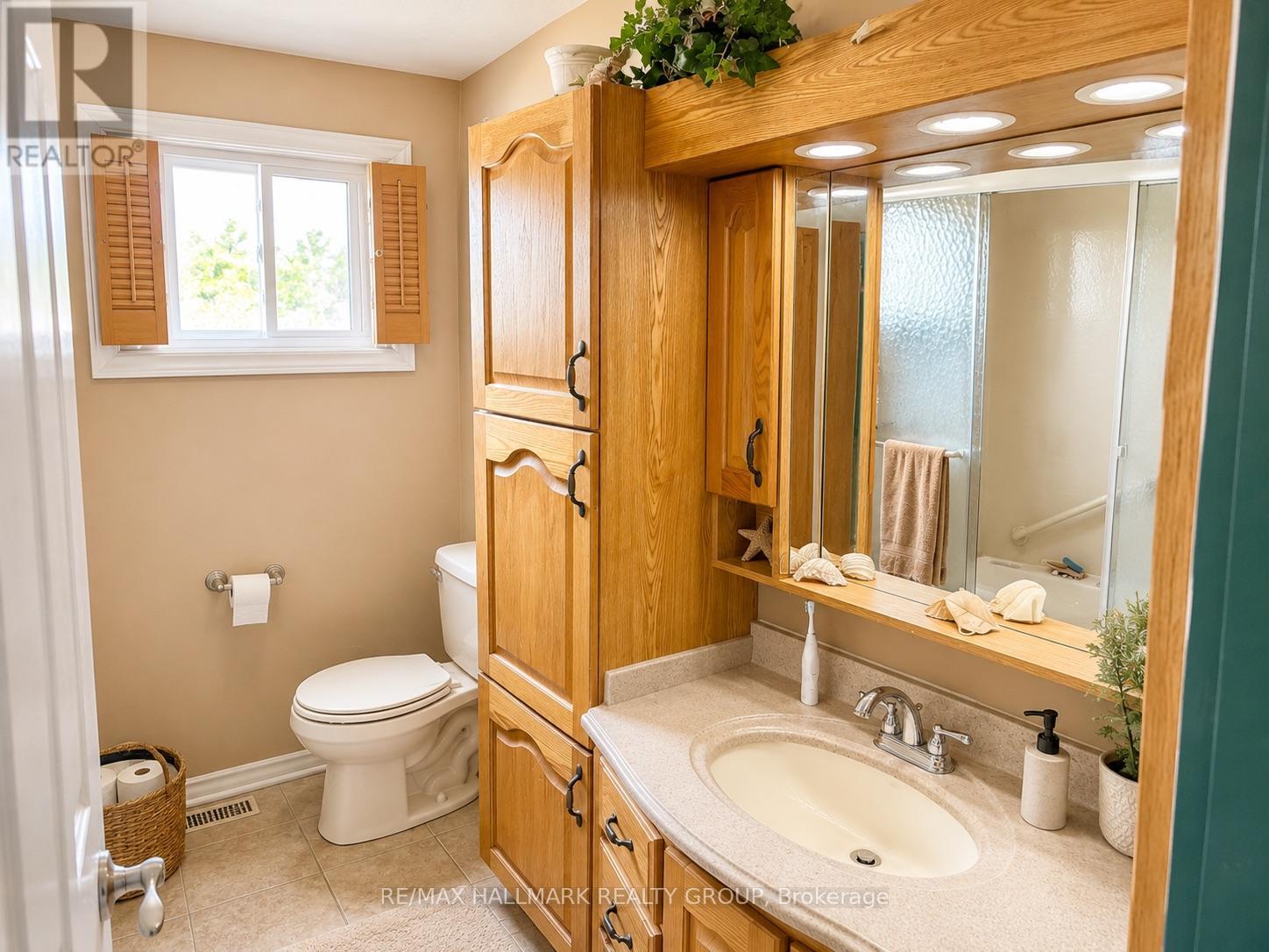 6352 Long Bow Gate, Ottawa, Ontario  K1C 2X3 - Photo 18 - X13416050