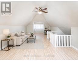 UPPER - 25 SPADINA AVENUE, Hamilton, Ontario