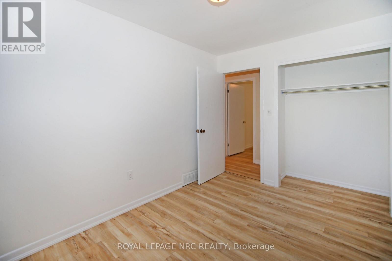 8025 Thorton Street, Niagara Falls, Ontario  L2H 2C2 - Photo 25 - X13416048