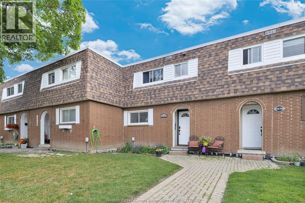5518 Empress, Windsor, Ontario N8T 1B4 - Photo 4 - 26013492