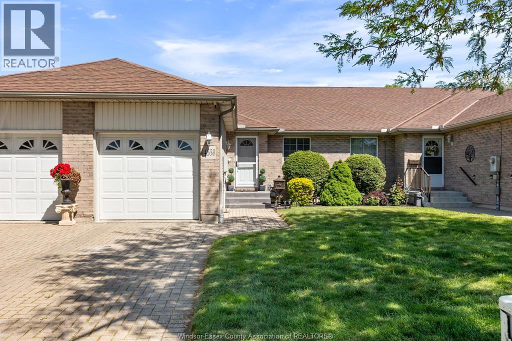 4558 Gapam Court, Windsor, Ontario N9G 2W5 - Photo 2 - 26013376