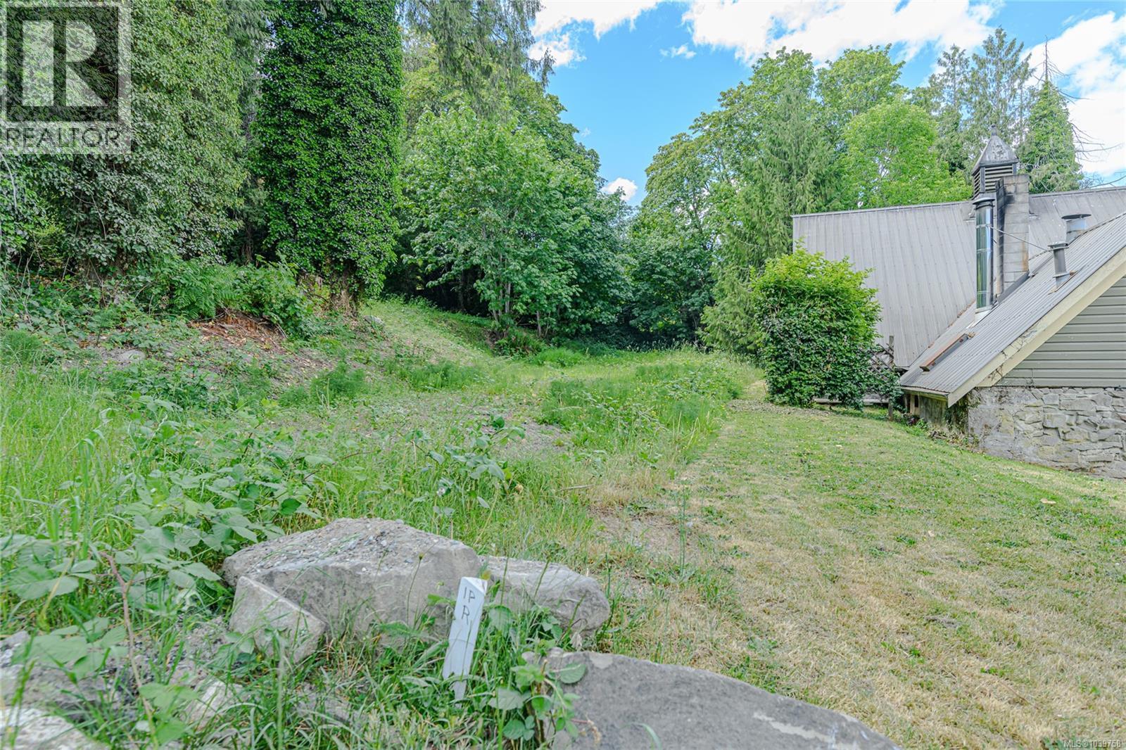 2 Drake Rd, Salt Spring, British Columbia  V8K 2K8 - Photo 14 - 1039758