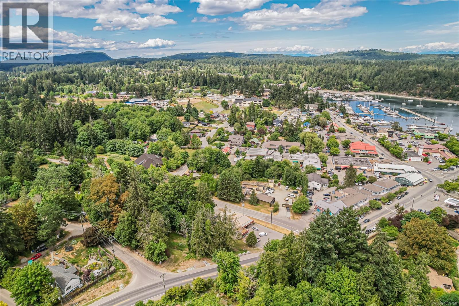 2 Drake Rd, Salt Spring, British Columbia  V8K 2K8 - Photo 6 - 1039758