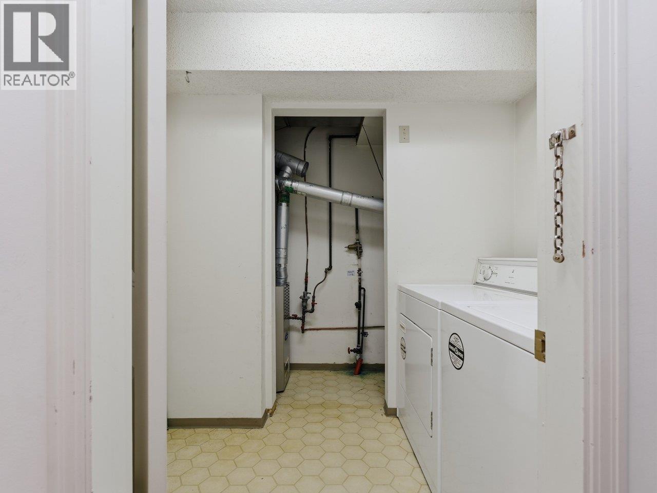 31 7311 Minoru Boulevard, Richmond, British Columbia  V6Y 3S8 - Photo 31 - R3133150