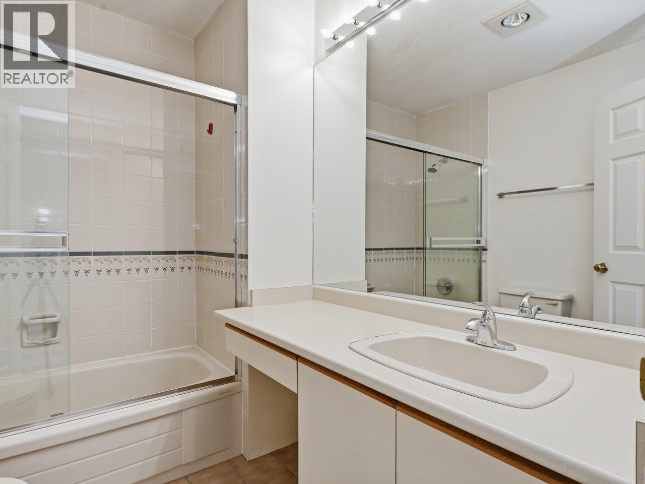 31 7311 Minoru Boulevard, Richmond, British Columbia  V6Y 3S8 - Photo 23 - R3133150