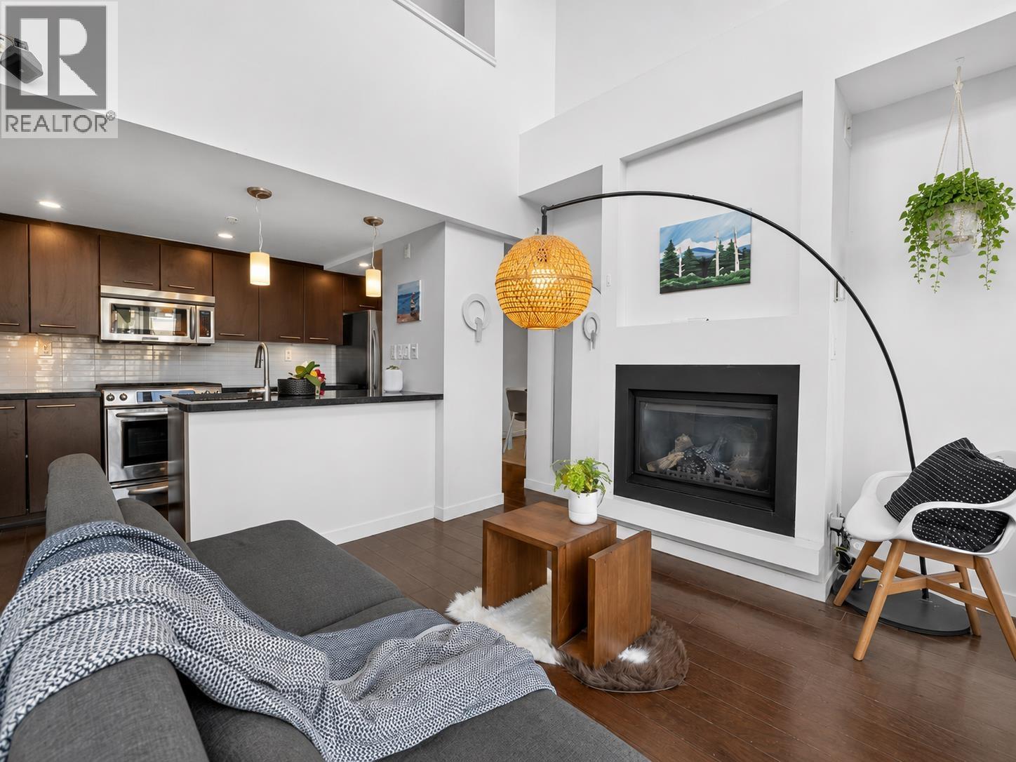 Ph1 1288 Chesterfield Avenue, North Vancouver, British Columbia  V7M 0B1 - Photo 10 - R3130867