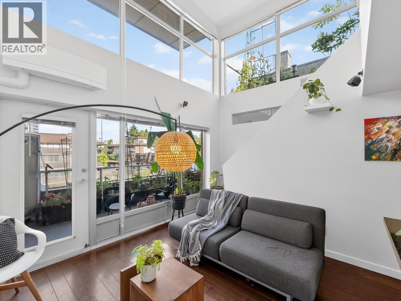 Ph1 1288 Chesterfield Avenue, North Vancouver, British Columbia  V7M 0B1 - Photo 8 - R3130867