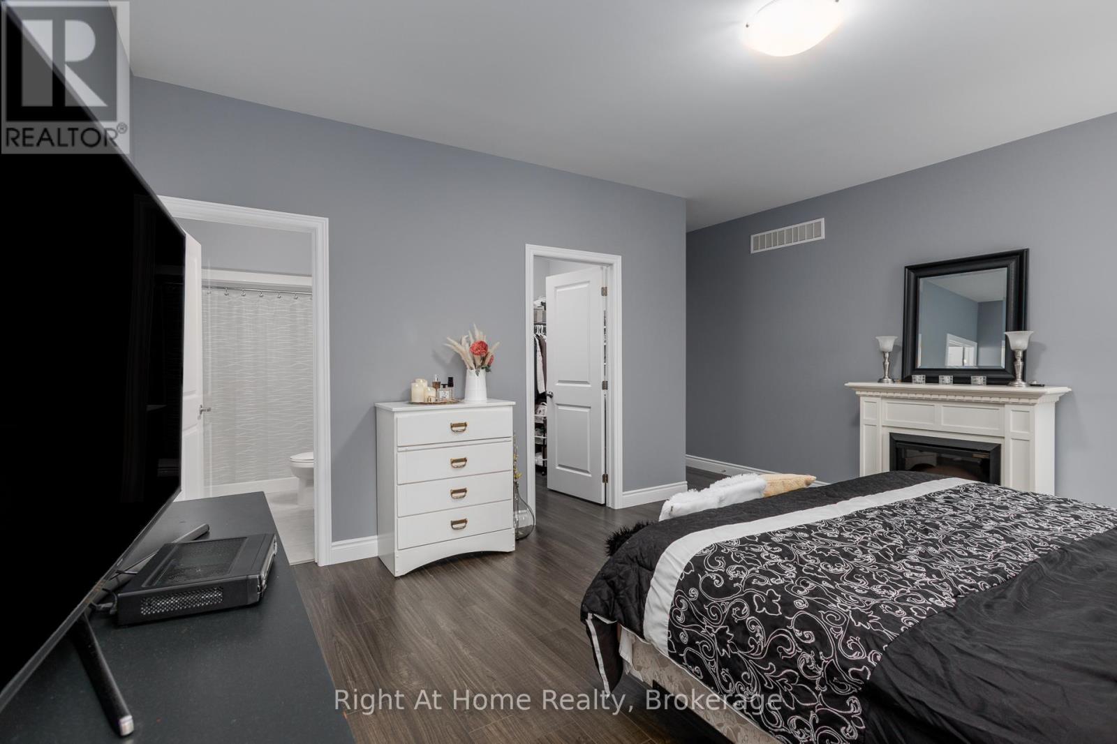 40 Birchmount Street, Quinte West, Ontario  K8V 0A8 - Photo 15 - X13413040