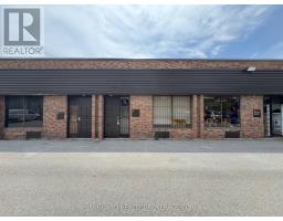 20 - 877 ALNESS STREET, Toronto, Ontario