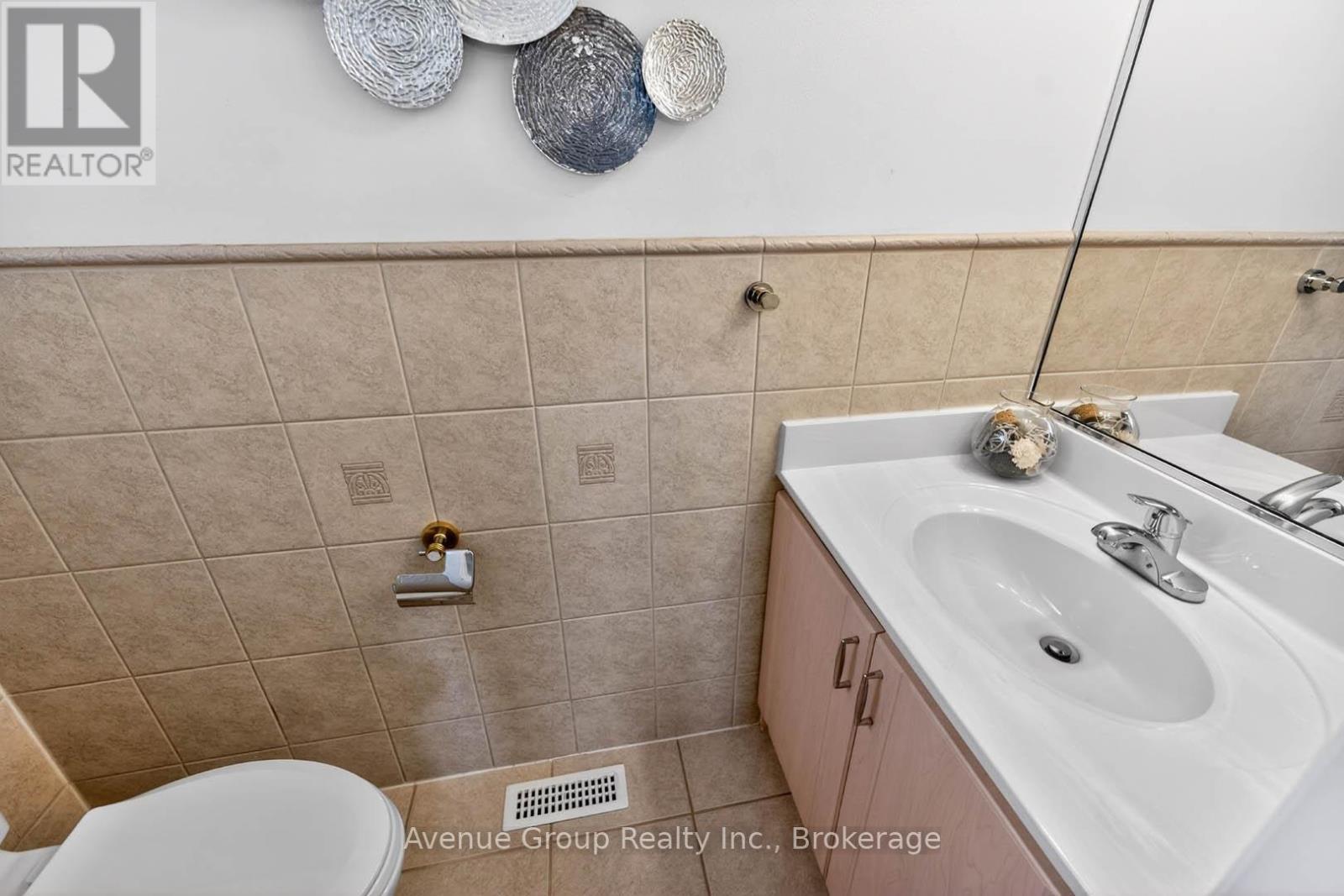 46 Dunsdale Square, Toronto, Ontario  M1S 2L8 - Photo 27 - E13416186