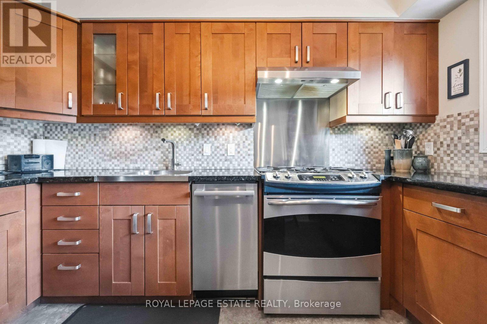 123 - 90 Edgewood Avenue, Toronto, Ontario  M4L 3H1 - Photo 8 - E13416318