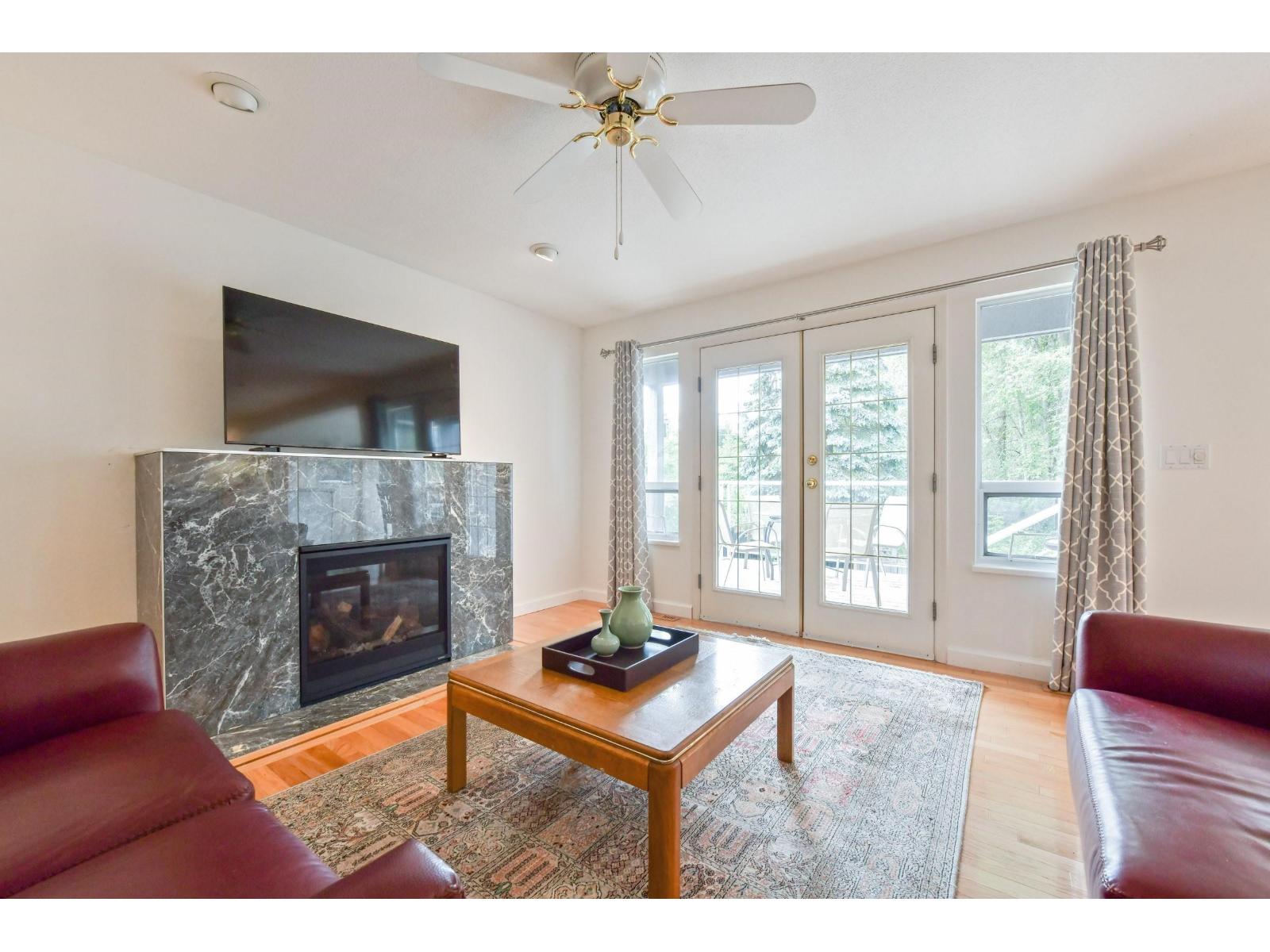 14915 25a Avenue, Surrey, British Columbia  V4P 1N7 - Photo 9 - R3133156
