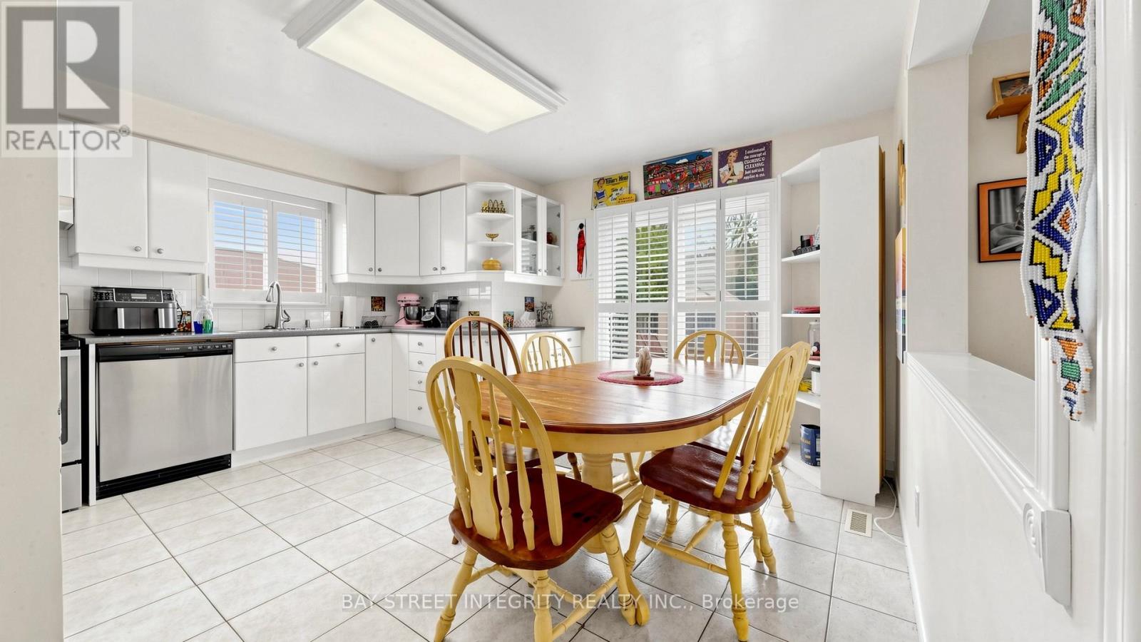 178 Roseborough Crescent, Vaughan, Ontario  L4J 4V6 - Photo 12 - N13416282