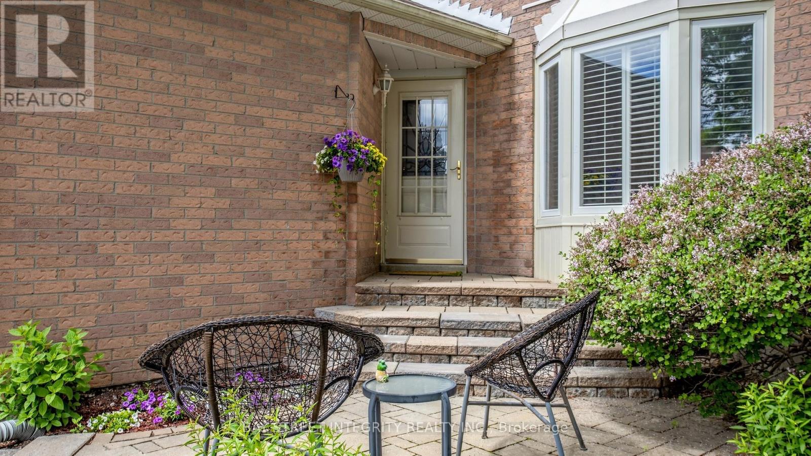 178 Roseborough Crescent, Vaughan, Ontario  L4J 4V6 - Photo 4 - N13416282