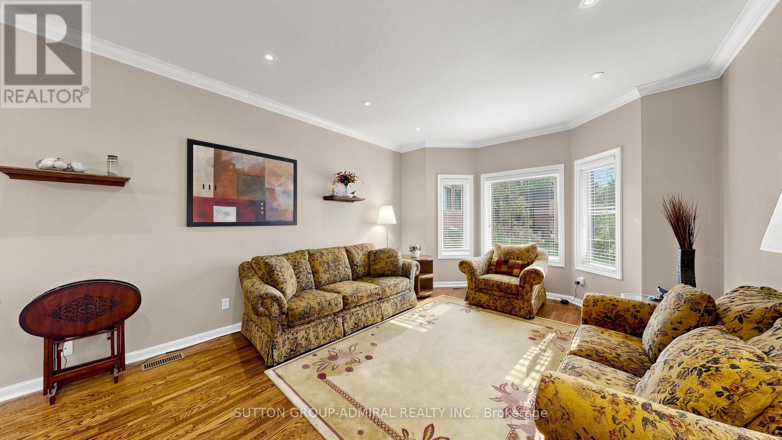 51 Faye Court, Vaughan, Ontario  L4J 5B6 - Photo 5 - N13416286