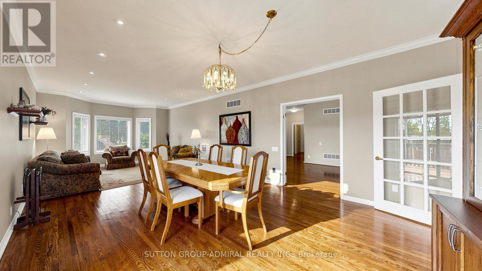 51 Faye Court, Vaughan, Ontario  L4J 5B6 - Photo 7 - N13416286