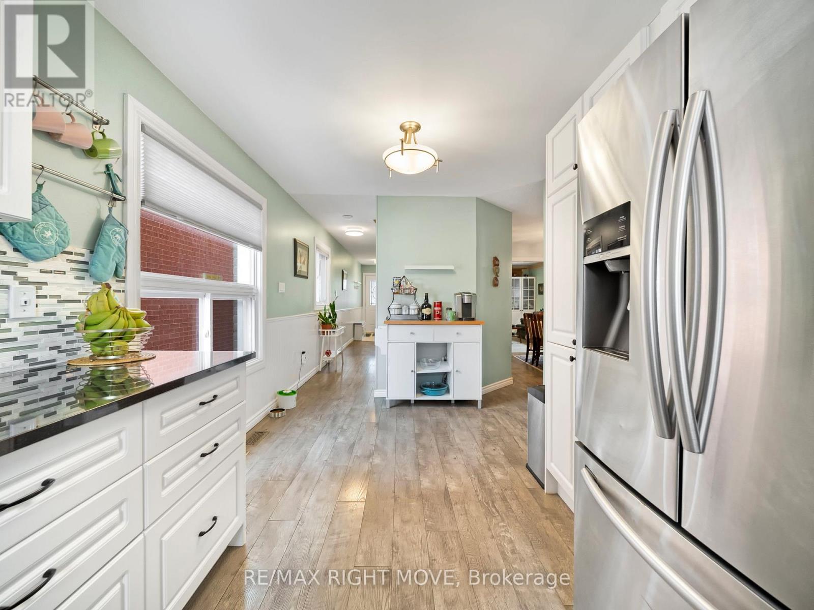 42 Sundew Drive, Barrie, Ontario  L4N 9L8 - Photo 13 - S13416226