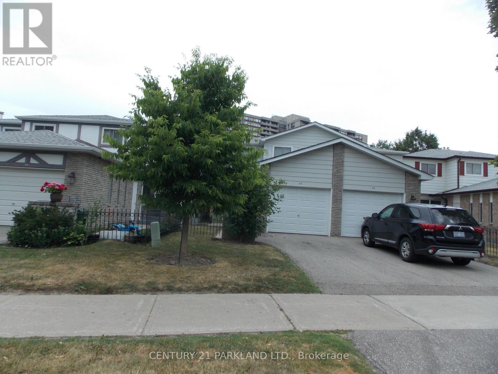 42 ANTIBES DRIVE, Toronto, Ontario