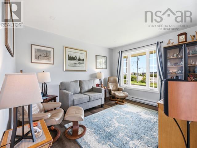 124 Herbert Street, Yarmouth, Nova Scotia  B5A 2S7 - Photo 17 - 202613677