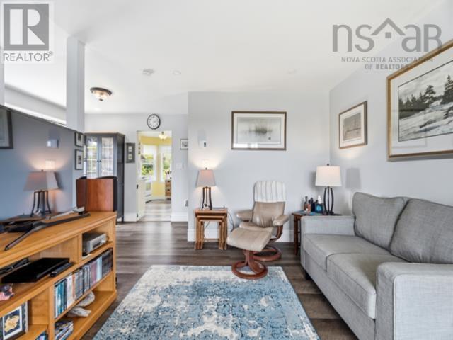 124 Herbert Street, Yarmouth, Nova Scotia  B5A 2S7 - Photo 19 - 202613677