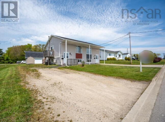 124 Herbert Street, yarmouth, Nova Scotia