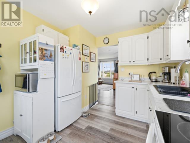 124 Herbert Street, Yarmouth, Nova Scotia  B5A 2S7 - Photo 25 - 202613677