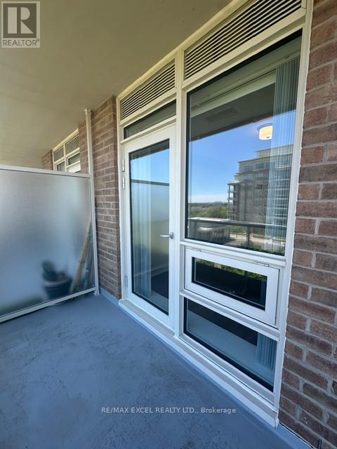 616 - 9 Stollery Pond Crescent, Markham, Ontario  L6C 0Y1 - Photo 5 - N13411302