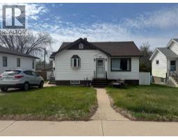 45 4 Street SW, Medicine Hat, Alberta