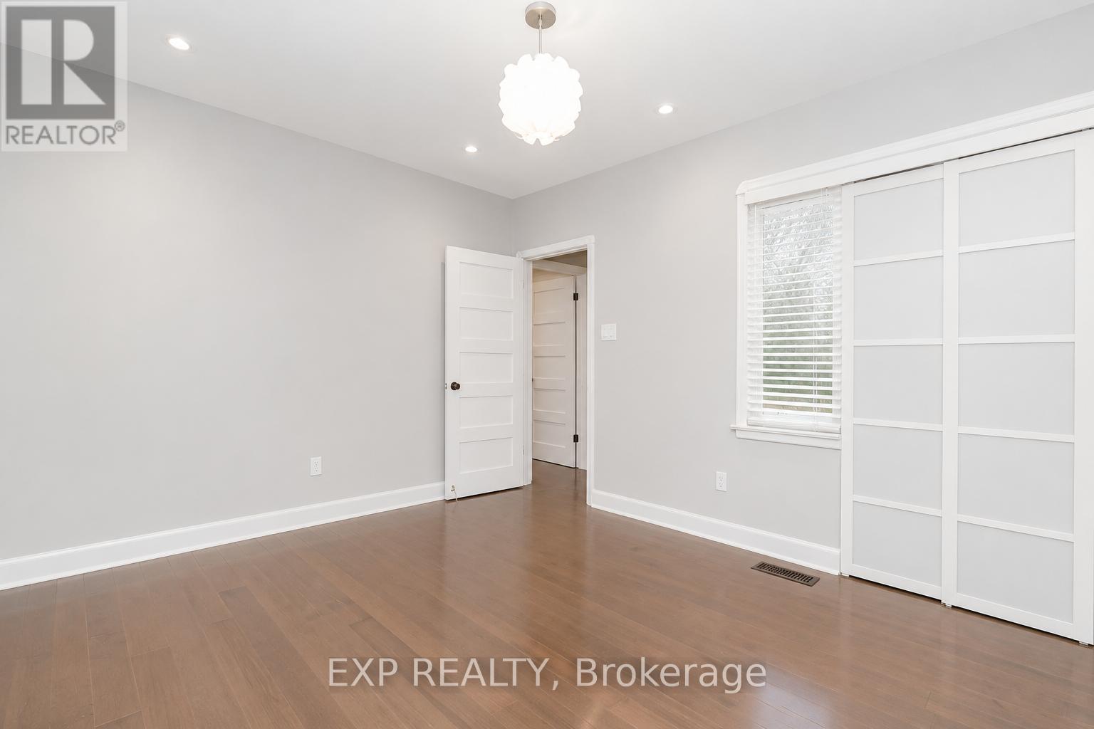 1259 Twin Oaks Dell Drive, Mississauga (Lorne Park), Ontario  L5H 3J7 - Photo 11 - W13416056
